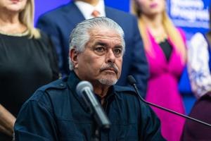 Imagen del artículo de El Vocero: Santini condena agresiones de grupos socialistas