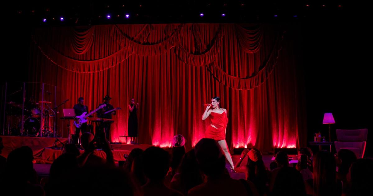 Zhamira comienza en Puerto Rico su primera gira mundial SOLD OUT
