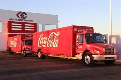 ¿Cuánto ganó Arca Continental, embotelladora de Coca-Cola en México en este trimestre?