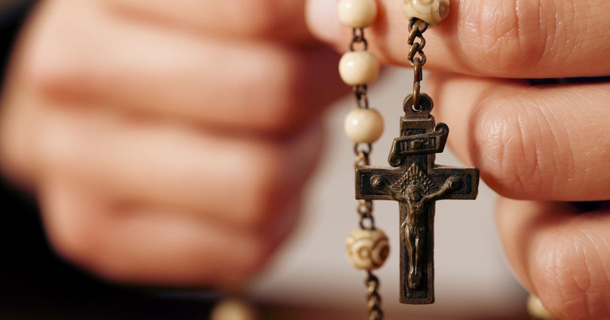 Semana Santa impulsa ventas de artículos religiosos en la Isla