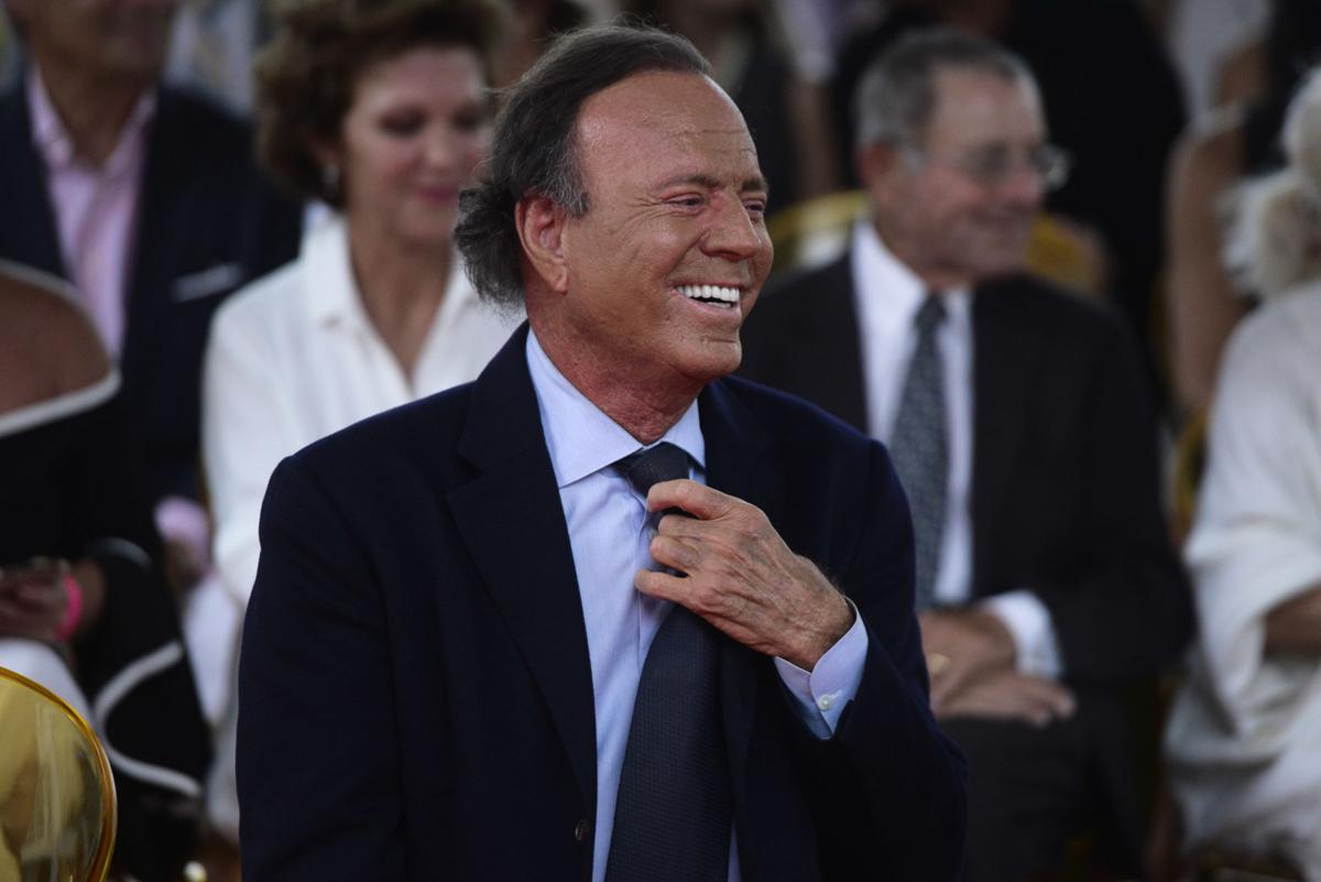 Julio Iglesias Yo No Era Nadie Escenario Elvocero Com