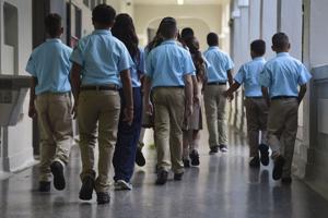 Imagen del artículo de El Vocero: Sindicato advierte sobre riesgo de contagios en escuelas por falta de personal