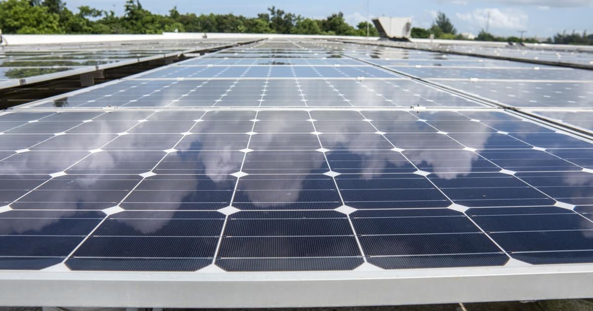 Clientes con placas solares evitaron apagón prolongado en Puerto Rico