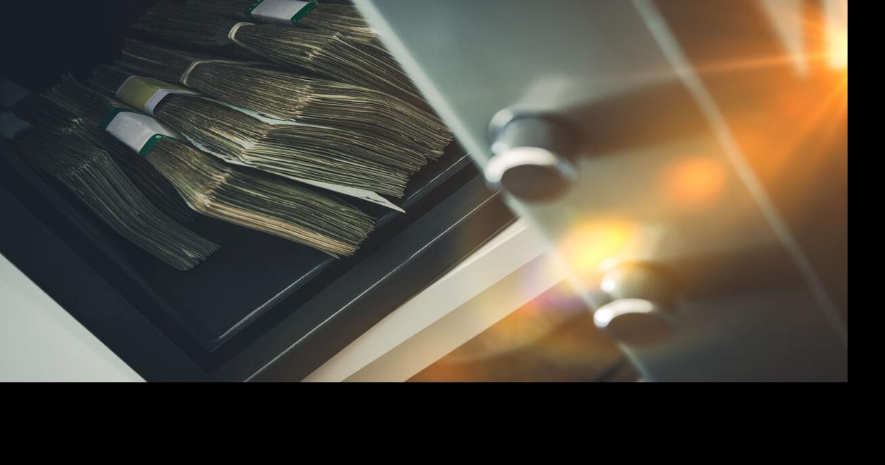 Dos hombres armados irrumpen en residencia y roban caja fuerte con $60,000 en Villalba