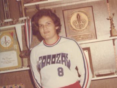 Honran el legado de la leyenda del voleibol puertorriqueño Pilar Vázquez en Corozal