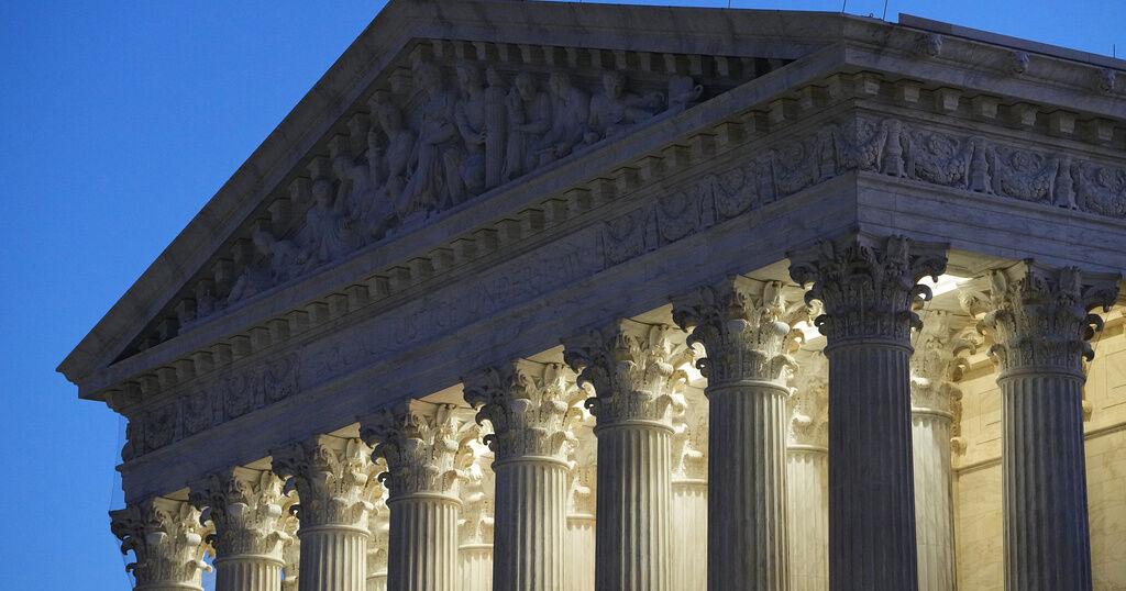 Corte Suprema reafirma la ciudadanía por nacimiento y rechaza orden de Trump