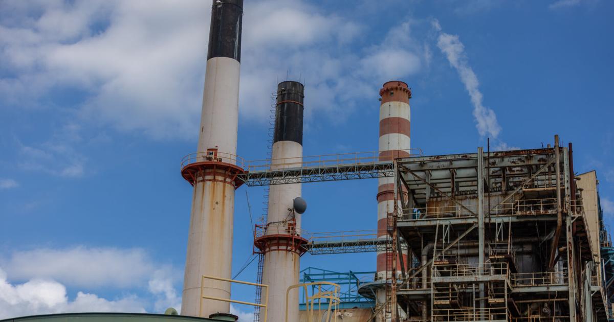 Autoridades piden reducir consumo eléctrico por salida de unidades en Central Costa Sur