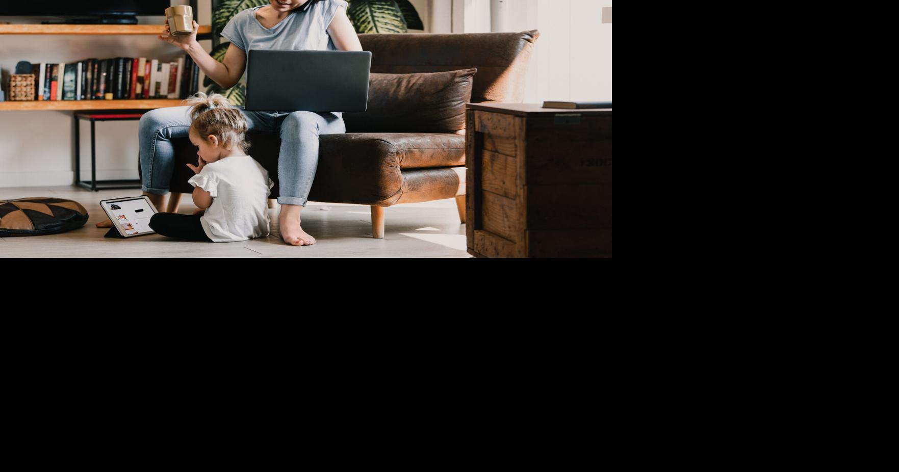 Persisten estereotipos, falta de apoyo estructural y políticas limitadas para empleados cuidadores.