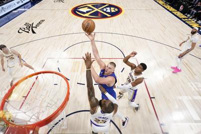 NBA: Jokic guía a Nuggets a triunfo sobre LeBron y Lakers