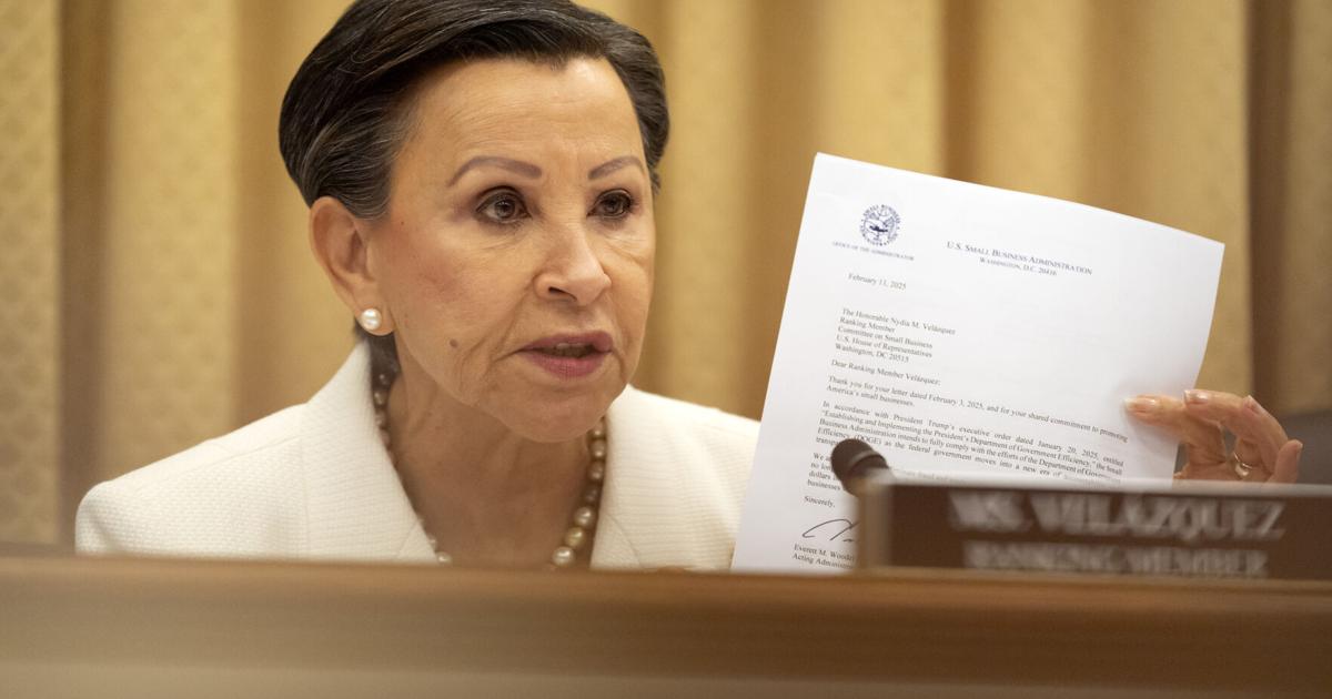 Velázquez y Ocasio-Cortez rechazan proyecto de estatus de Pablo José Hernández por incluir opción colonial