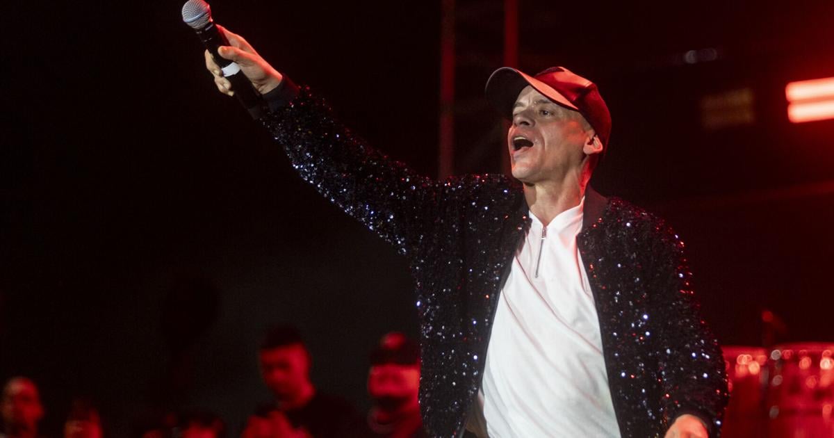 Vico C se recupera favorablemente tras cirugía de columna cervical en Colombia