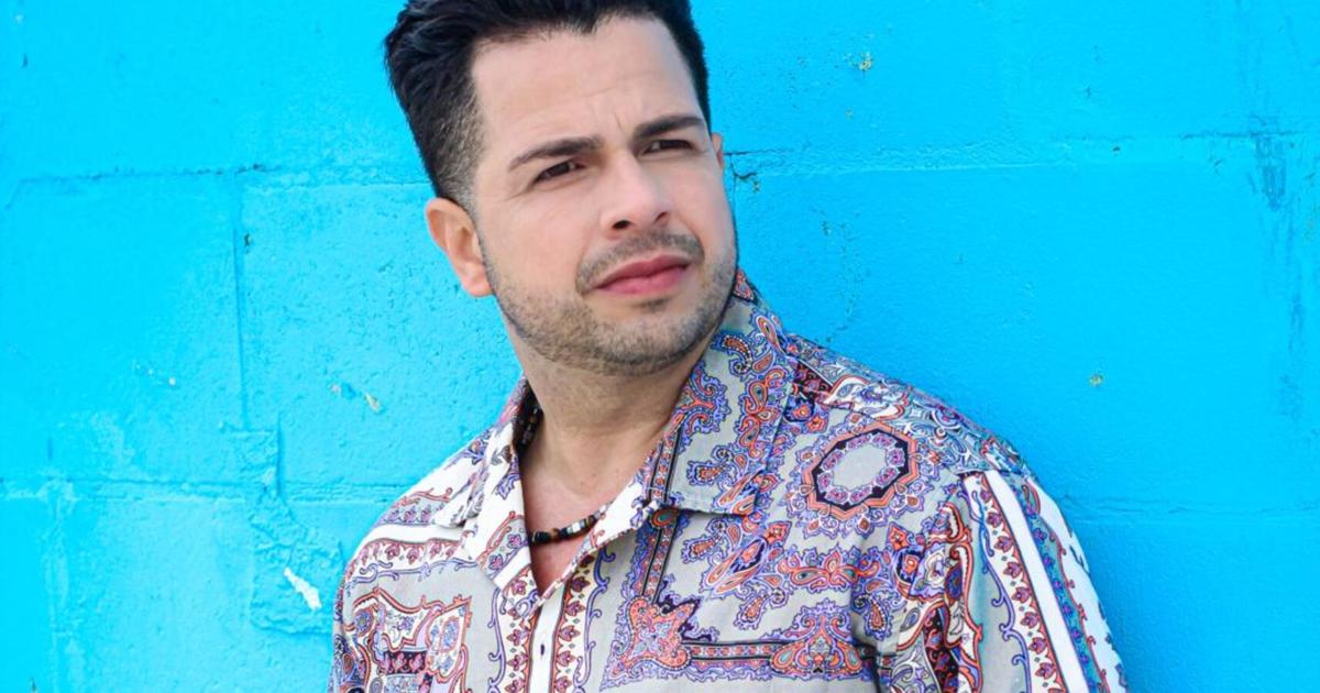 Albert Torres presenta su sencillo 'Ríndete' y revive el romanticismo