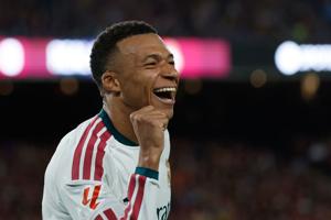 Imagen del artículo de El Vocero: Kylian Mbappé se disculpa por llamar “dictador” al líder fundador de la China comunista