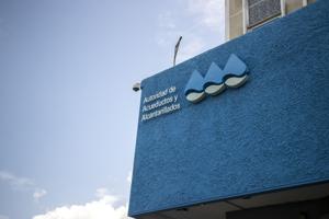 Imagen del artículo de El Vocero: DRNA, AAA y DACO lanzan operativo contra la venta ilegal de agua de pozos