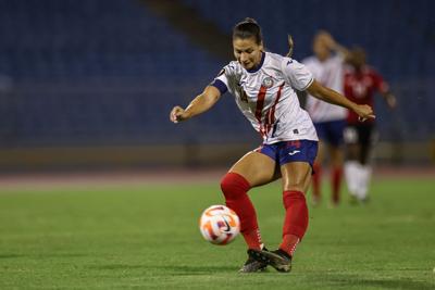 Selección femenina de fútbol afronta su debut histórico en la Copa Oro