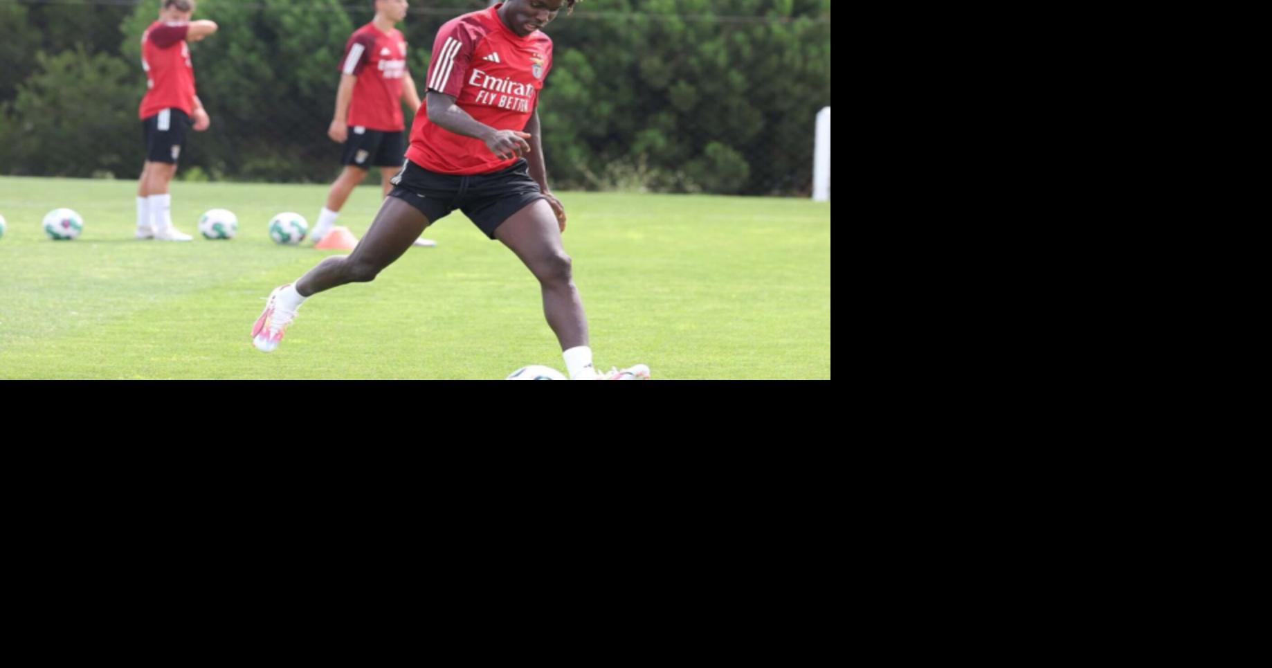 El mediocampista del FC Midtjylland fue inducido a coma tras el ataque