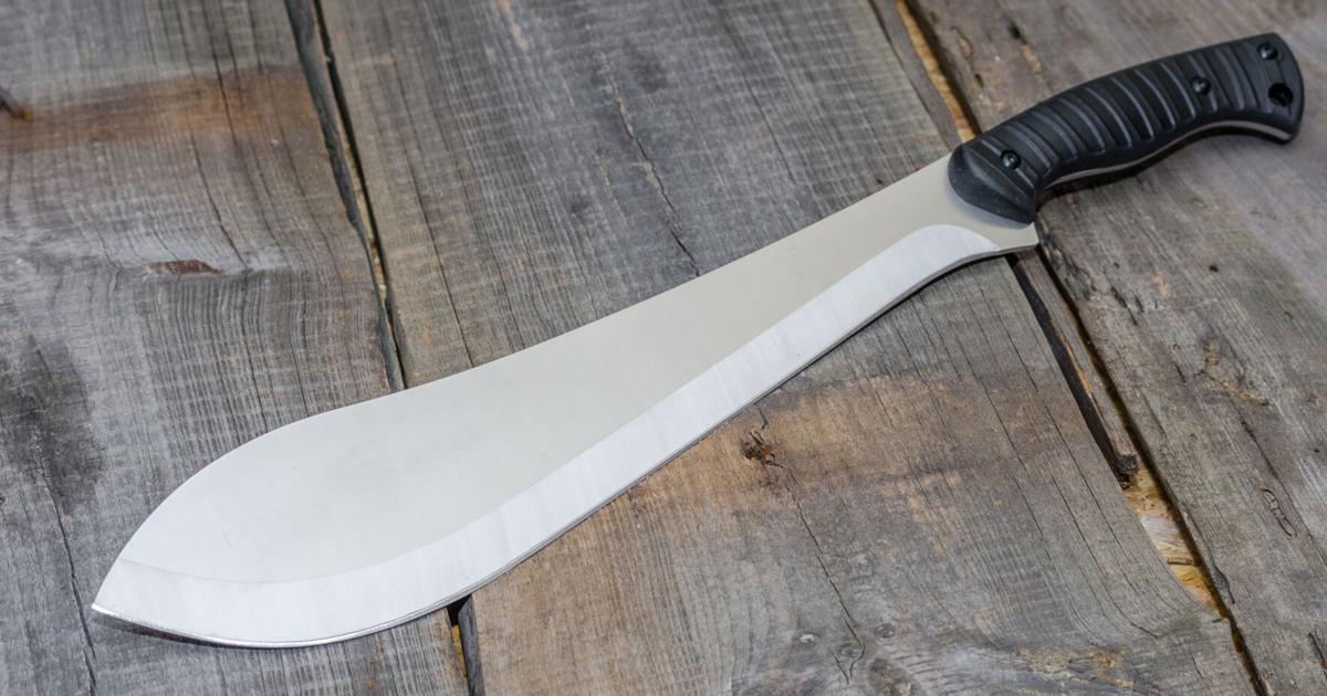 Vecino agrede con machete a sexagenario en Barranquitas tras reclamo por vehículo chatarra