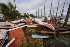Imagen del artículo de El Vocero: Dos personas mueren mientras Isaías amenaza con inundaciones repentinas en Estados Unidos