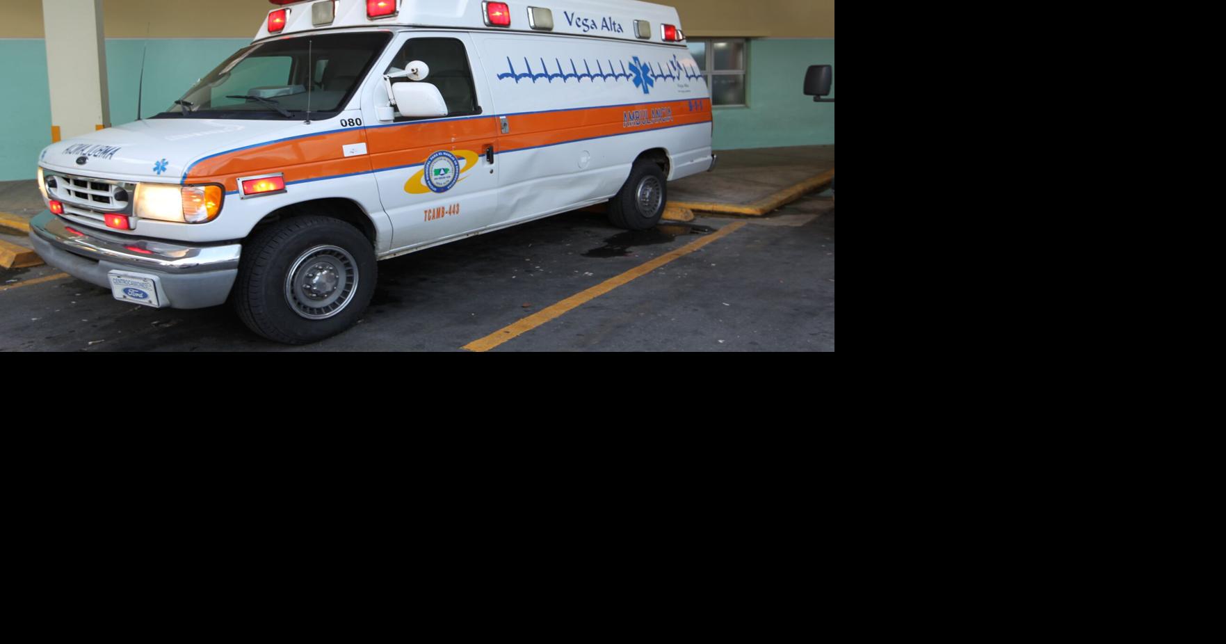Joven de 24 años gravemente herido tras volcar su vehículo en Aguadilla