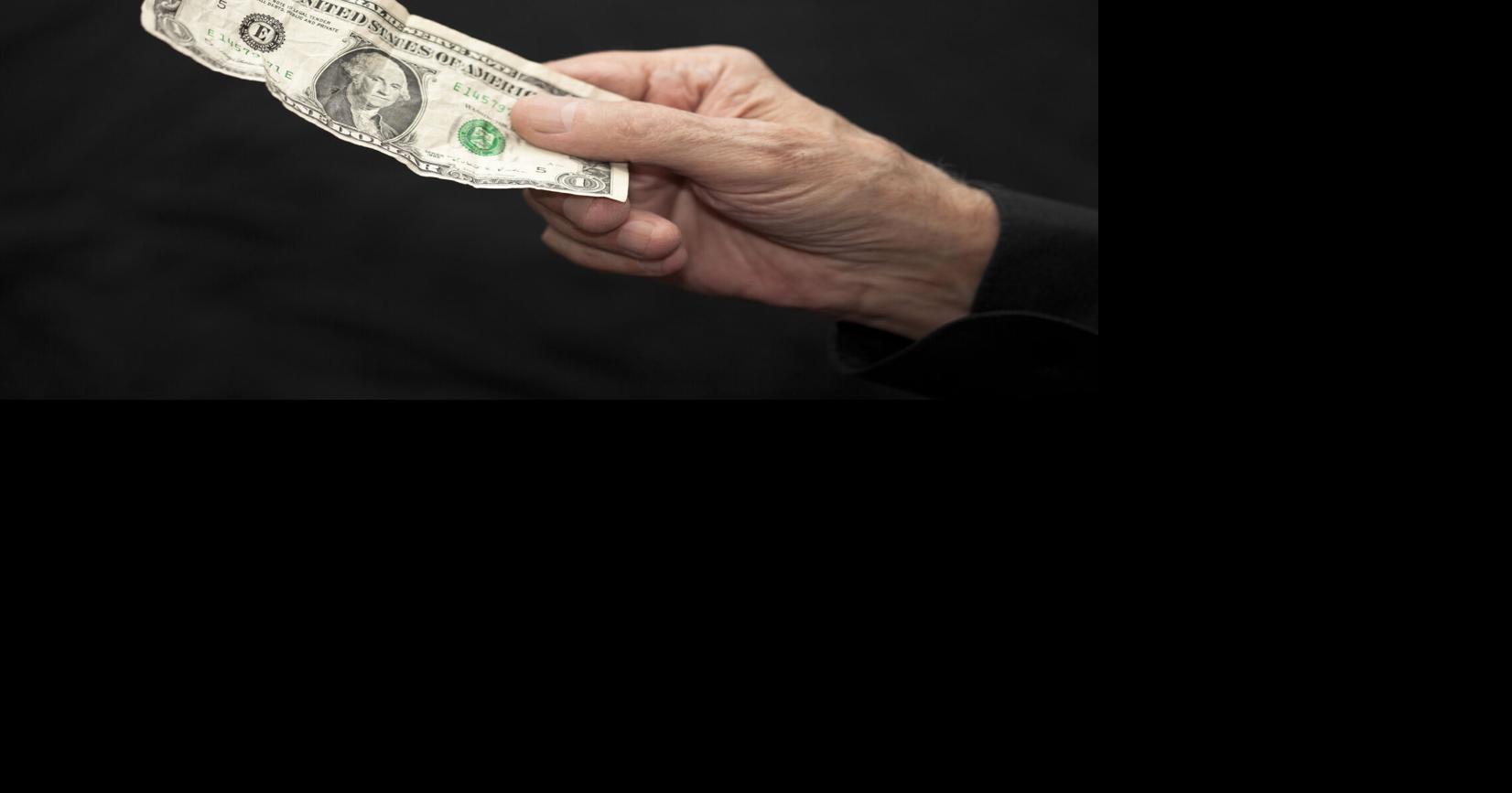Alertan sobre aumento en casos de explotación financiera contra adultos mayores en la Isla