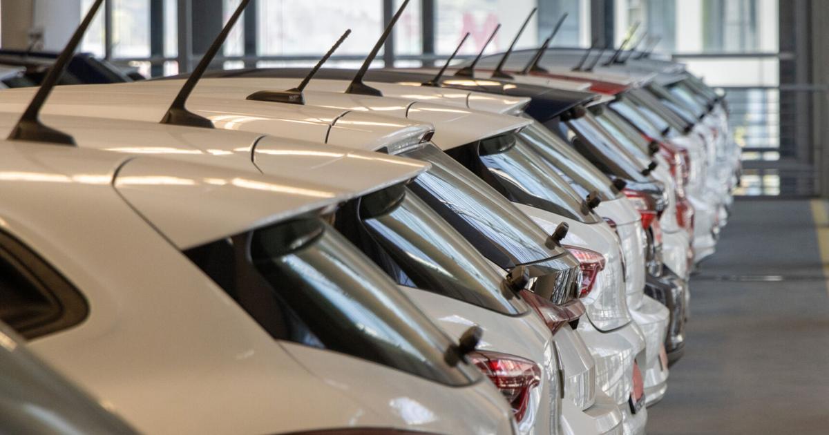 Renta de autos en Puerto Rico esquiva freno global en adquisición de flotas