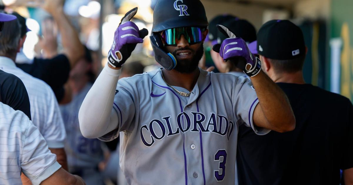 Willi Castro impulsa dos carreras y los Rockies vencen a los Cachorros 5-2