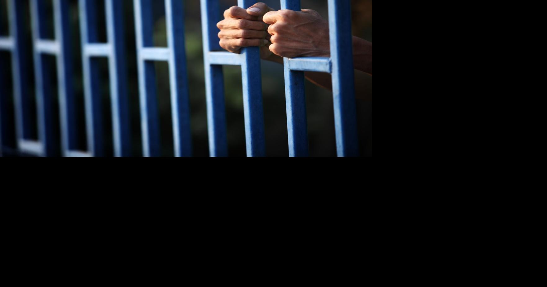 Muere confinado convicto por incendio que mató a sus tres hijos en Las Cucharas en Ponce