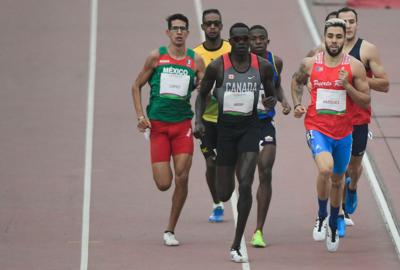 Wesley Vázquez y Ryan Sánchez avanzan a la final de 800 metros