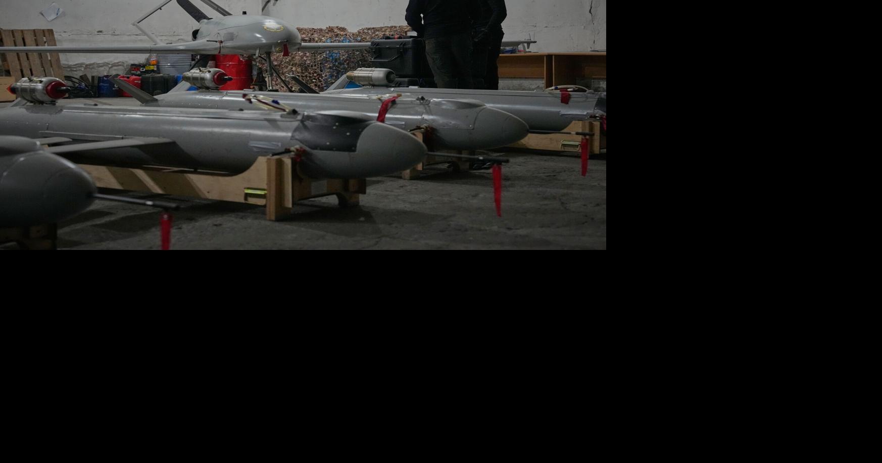 | El Estado Mayor de Ucrania dijo que drones ucranianos atacaron la refinería de Saratov, en el suroeste de Rusia, provocando un “incendio a gran escala”. Afirmó que la instalación ha estado abasteciendo el esfuerzo bélico de Moscú