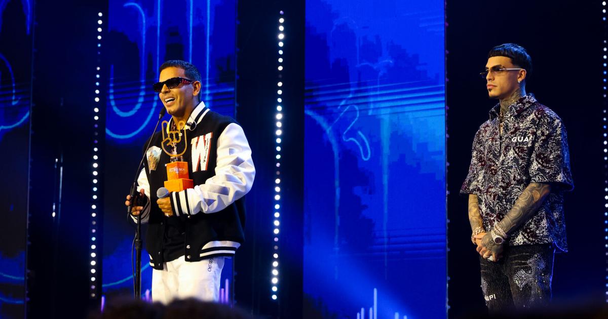 Conoce los ganadores de los Premios Tu Música Urbano Mix