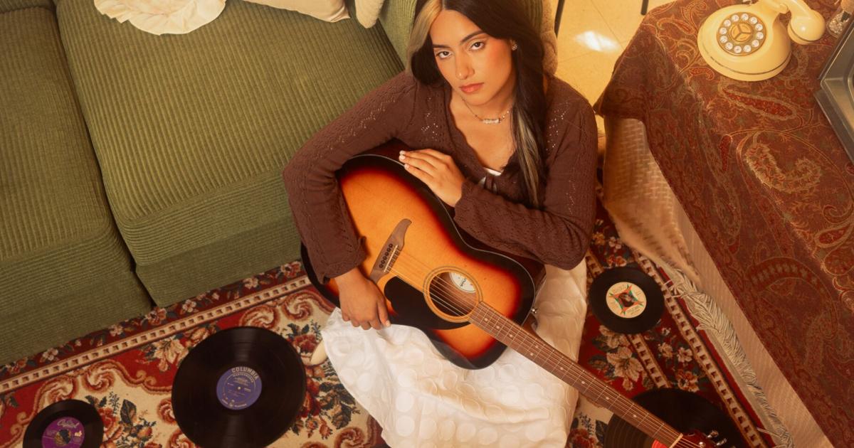 Ange Ortiz lanza su primer EP "Amor de Película"