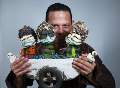 Edgardo Moisés celebra 30 años como ceramista
