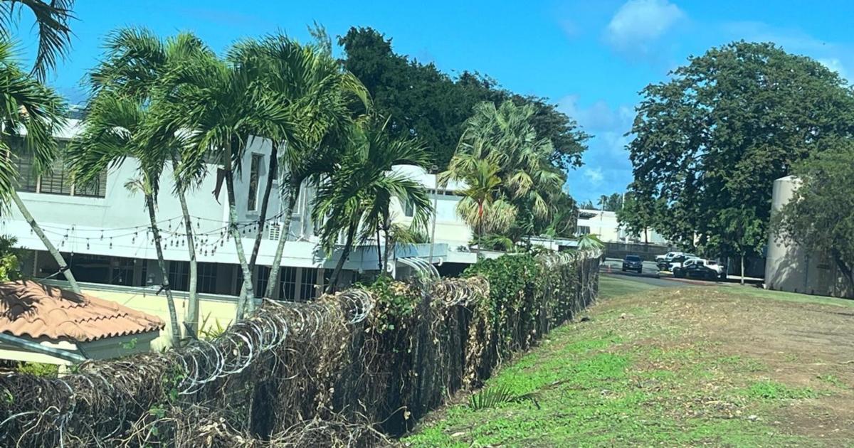 Comunidad de Cataño denuncia expansión del USPS sin permisos y con impacto en calidad de vida