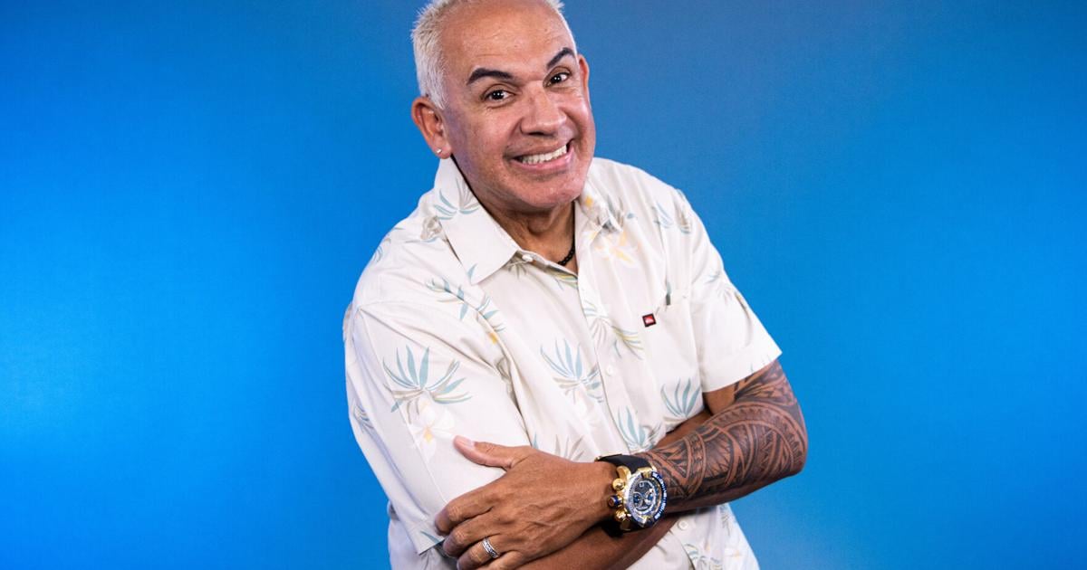 Herbert Cruz protagoniza "Por mis muertos", comedia de espiritismo en Bellas Artes de Santurce