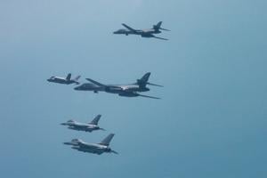 Imagen de la cobertura de: Corea del Norte lanza dos misiles balísticos hacia el mar y sube la tensión con Estados Unidos