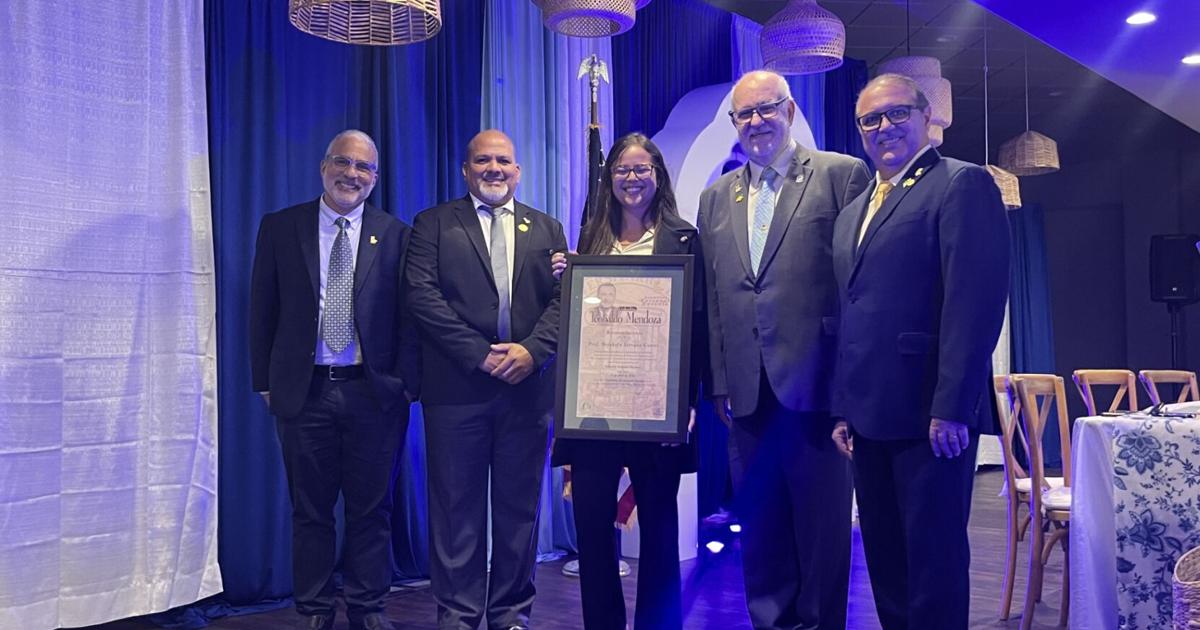 Reconocen a docentes del RUM por su impacto en comunidades agrícolas