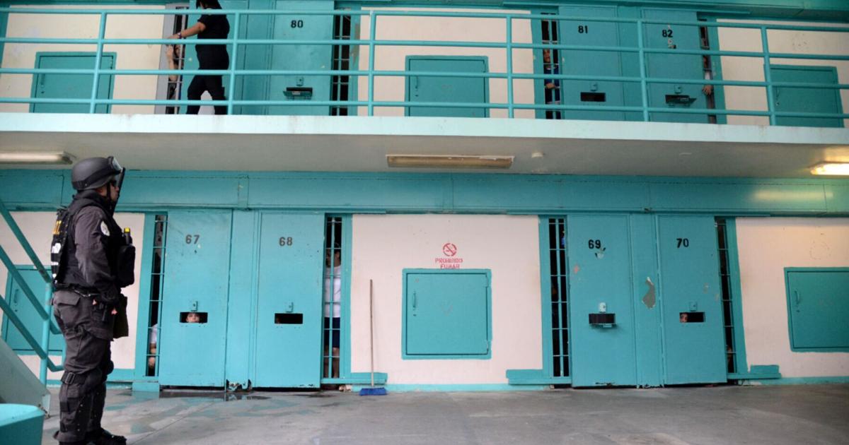 Investigan suicidio de confinado de 64 años en cárcel de Ponce