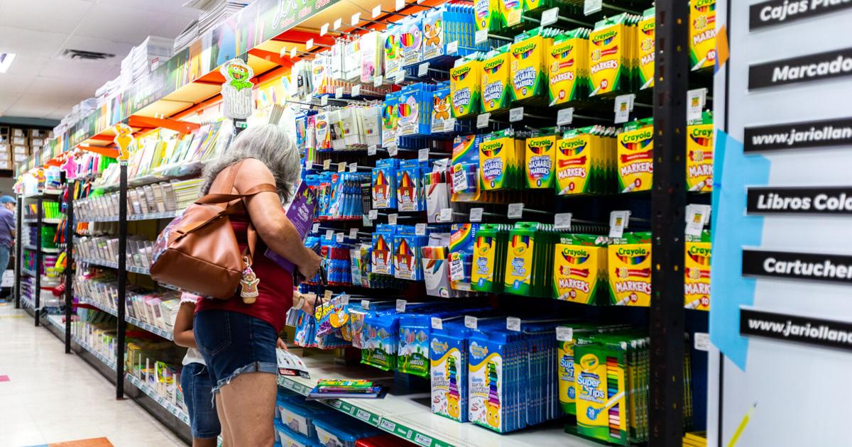 Comercios escolares en PR mantienen optimismo ante fin de semana sin IVU en julio