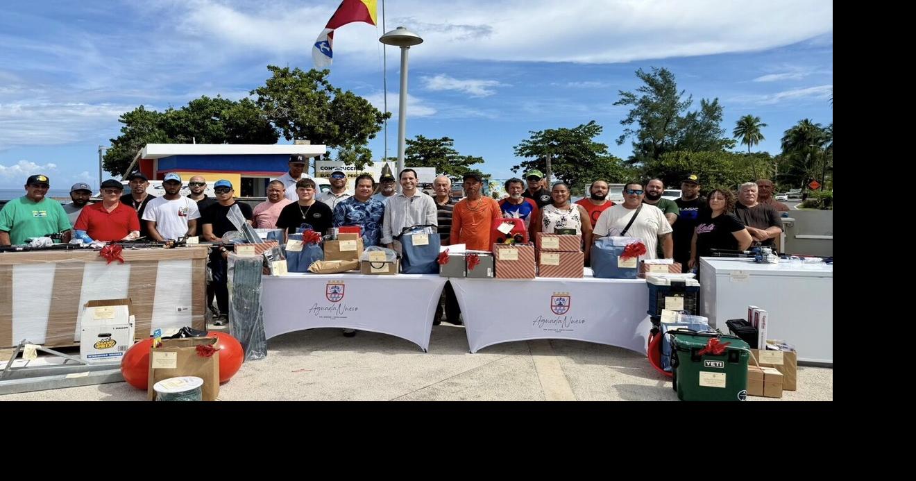 Aguada entrega $28,000 en incentivos a 28 pescadores artesanales