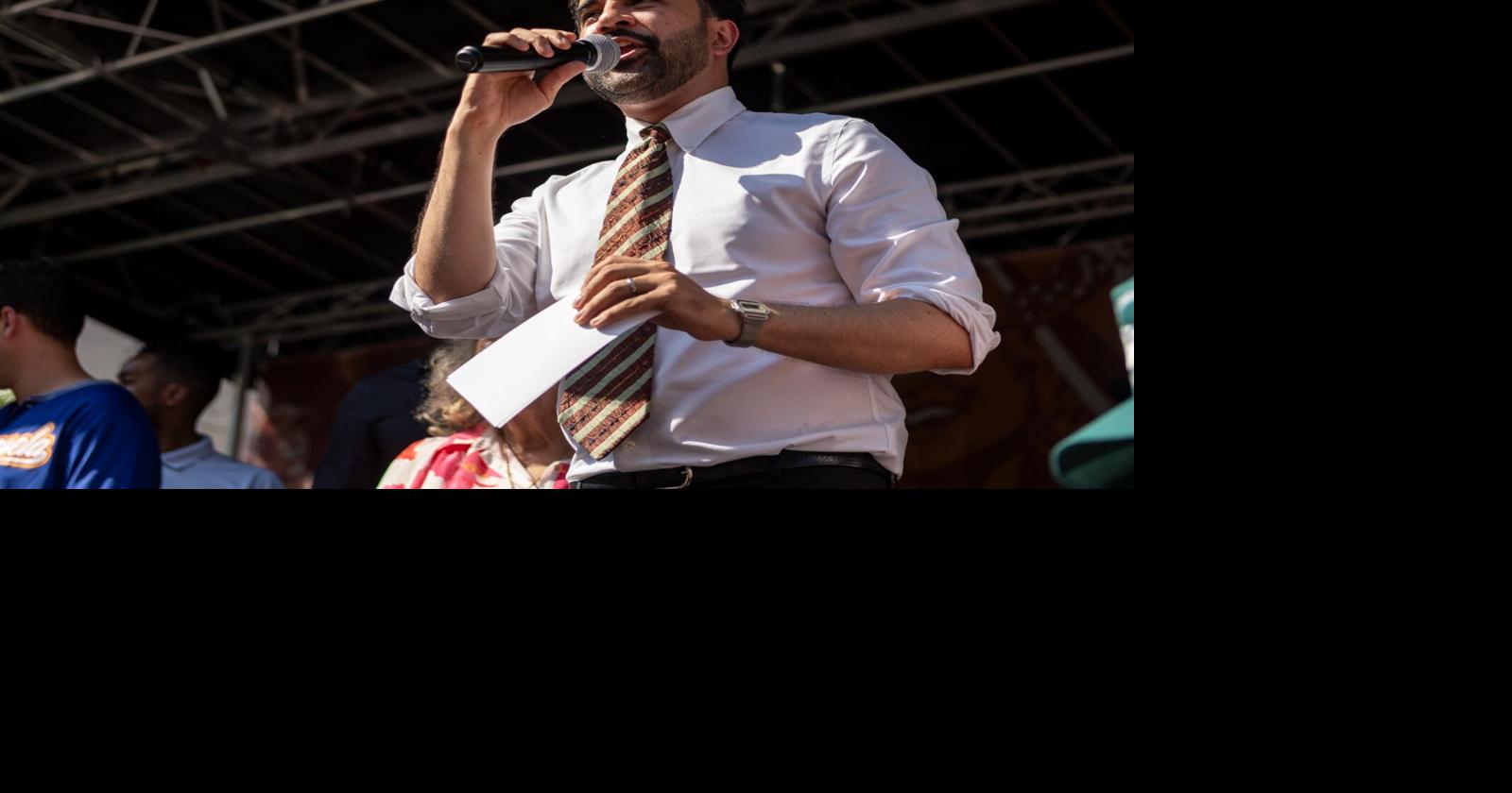 Alcalde de Nueva York denuncia "crisis de agua" en Puerto Rico durante el Toñita Fest