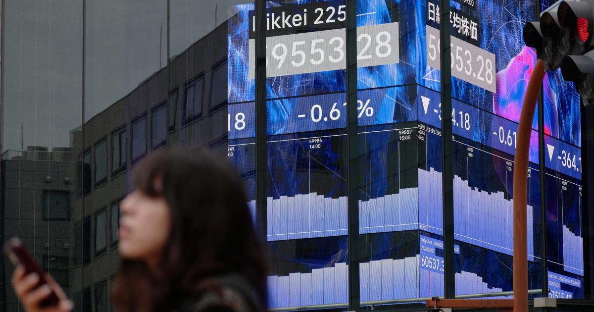 Bolsas mundiales cierran mixtas el Día del Trabajador, mientras petróleo se mantiene en $111 por barril