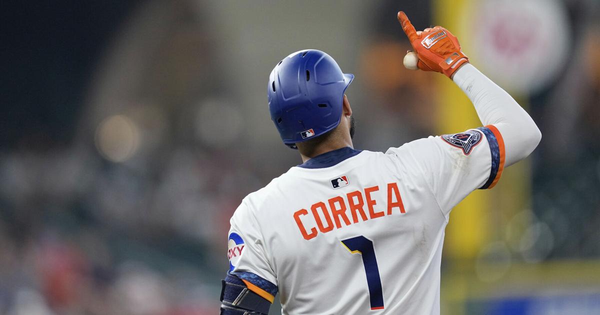VIDEO: Carlos Correa se roba una base por primera vez desde 2019