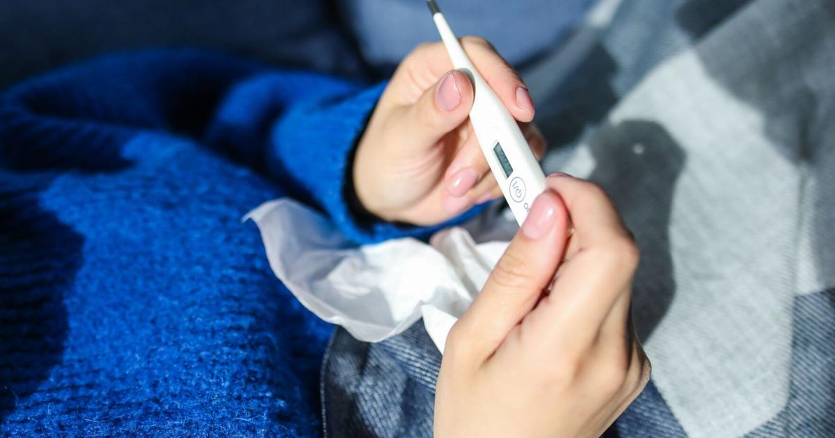 Síndrome PFAPA: la condición infantil con fiebre recurrente que se confunde con infecciones