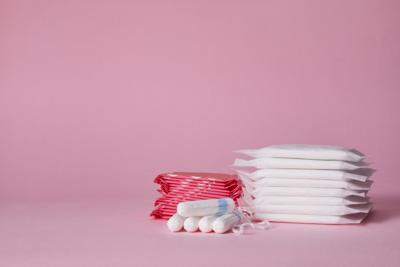 Florida podría prohibir que las niñas hablen de menstruación en escuela elemental