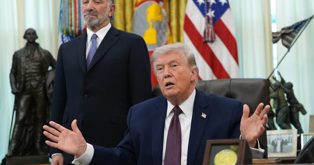 Trump advierte que Estados Unidos golpeará “muy fuerte esta noche” a Irán