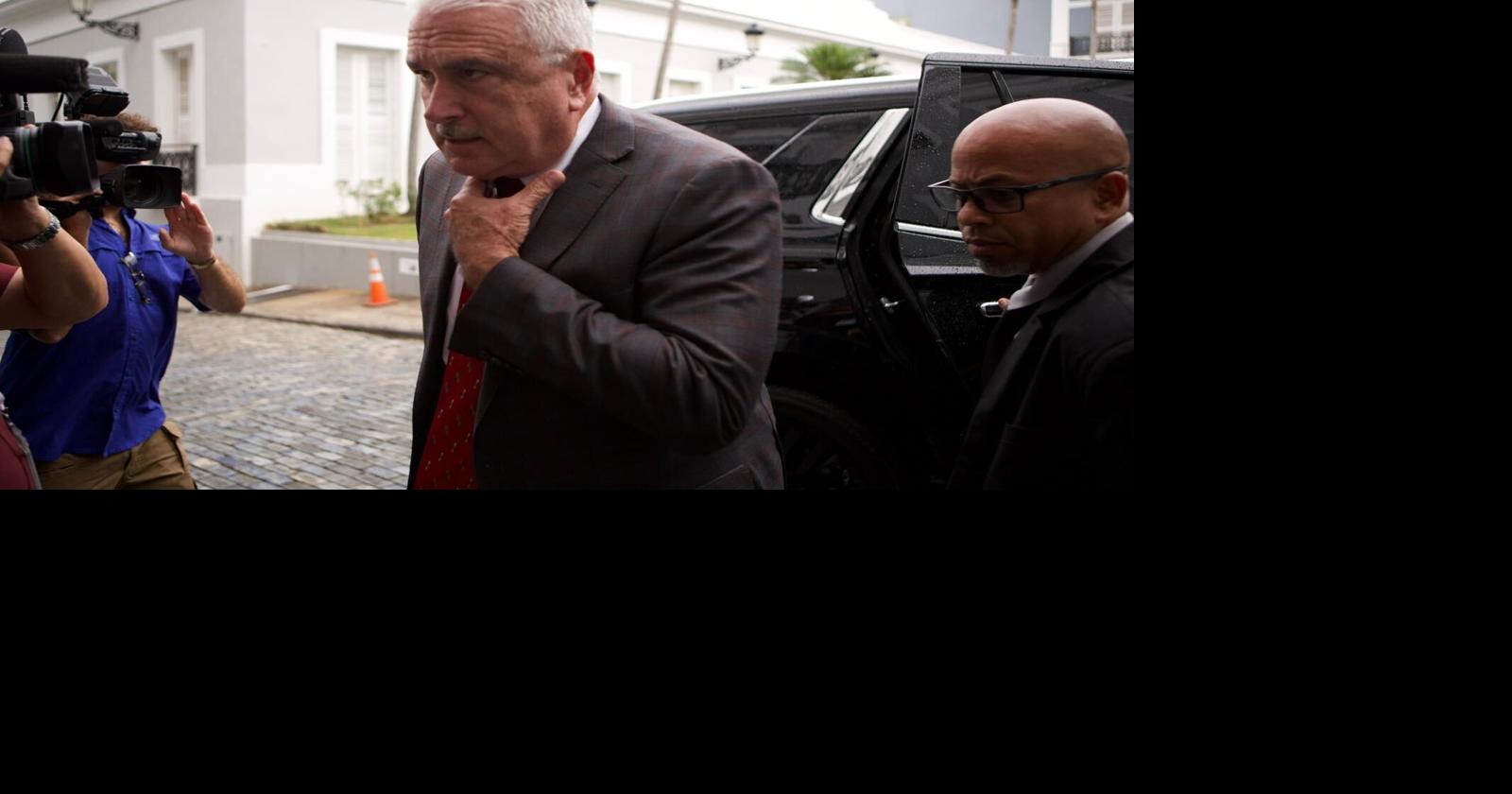 Rivera Schatz llega acompañado a su cita con la gobernadora en La Fortaleza
