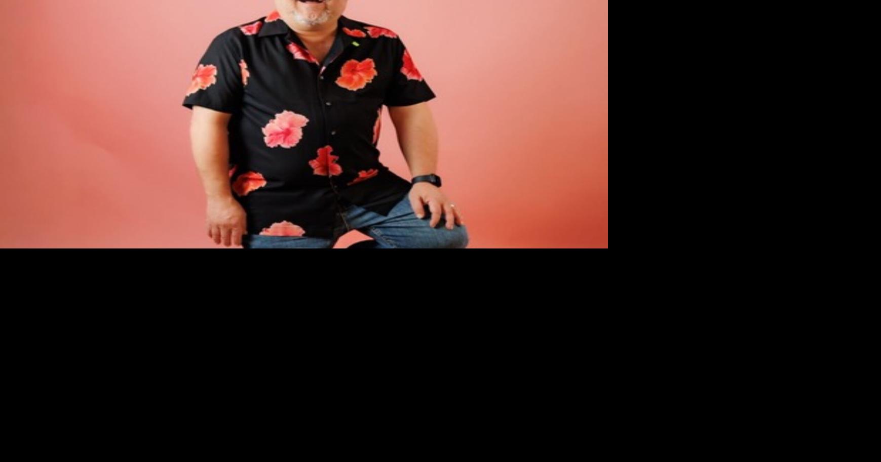 | El comediante presenta su humor viral de las redes al escenario en vivo con funciones en Puerto Rico y Florida