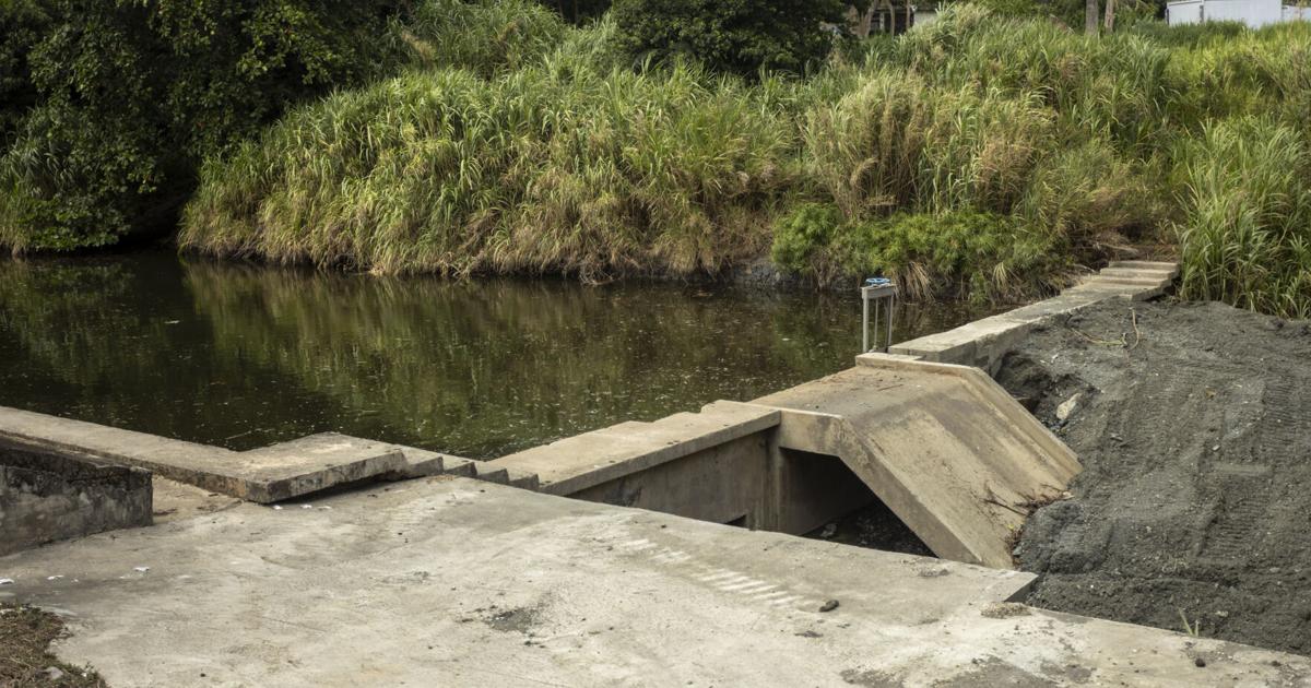 AAA investiga depósito de sedimento en cuenca del río Canovanillas en Canóvanas