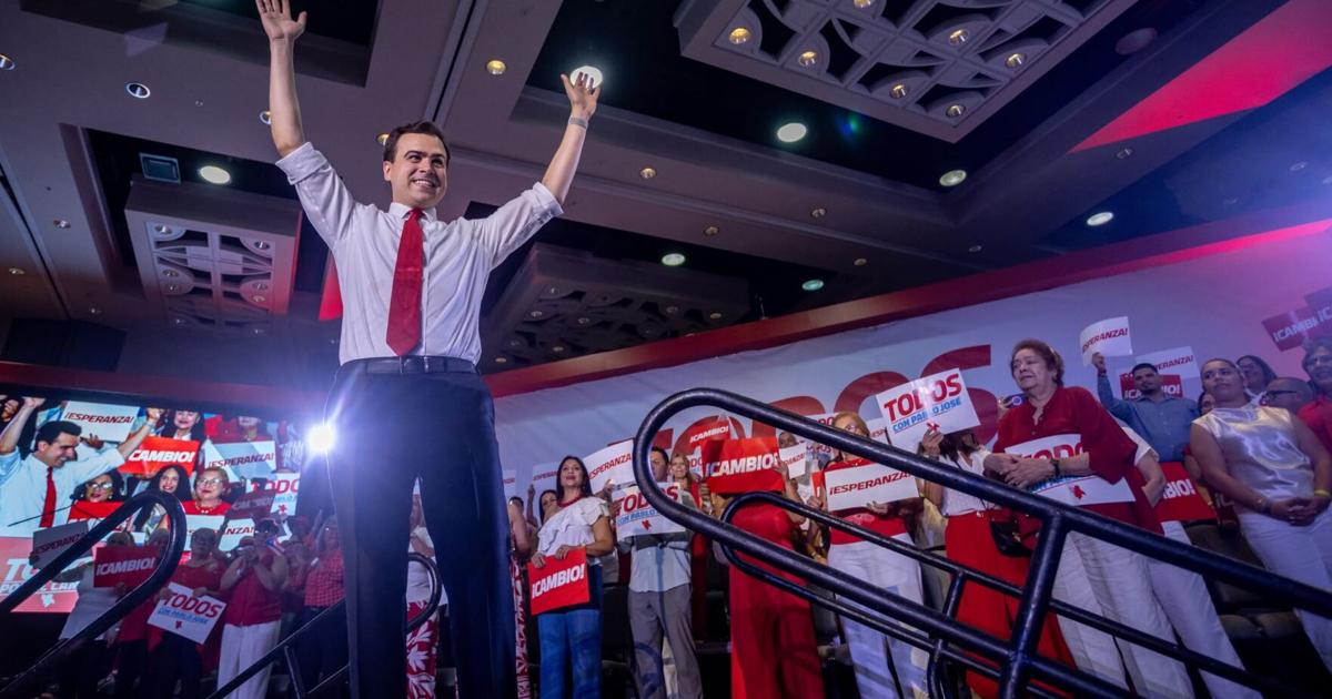 Pablo José Hernández presenta plan a diez años y filosofía de centro del PPD en asamblea en Ponce