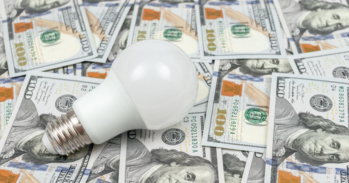 Debaten crear fondo de estabilización para amortiguar alzas en la factura de luz